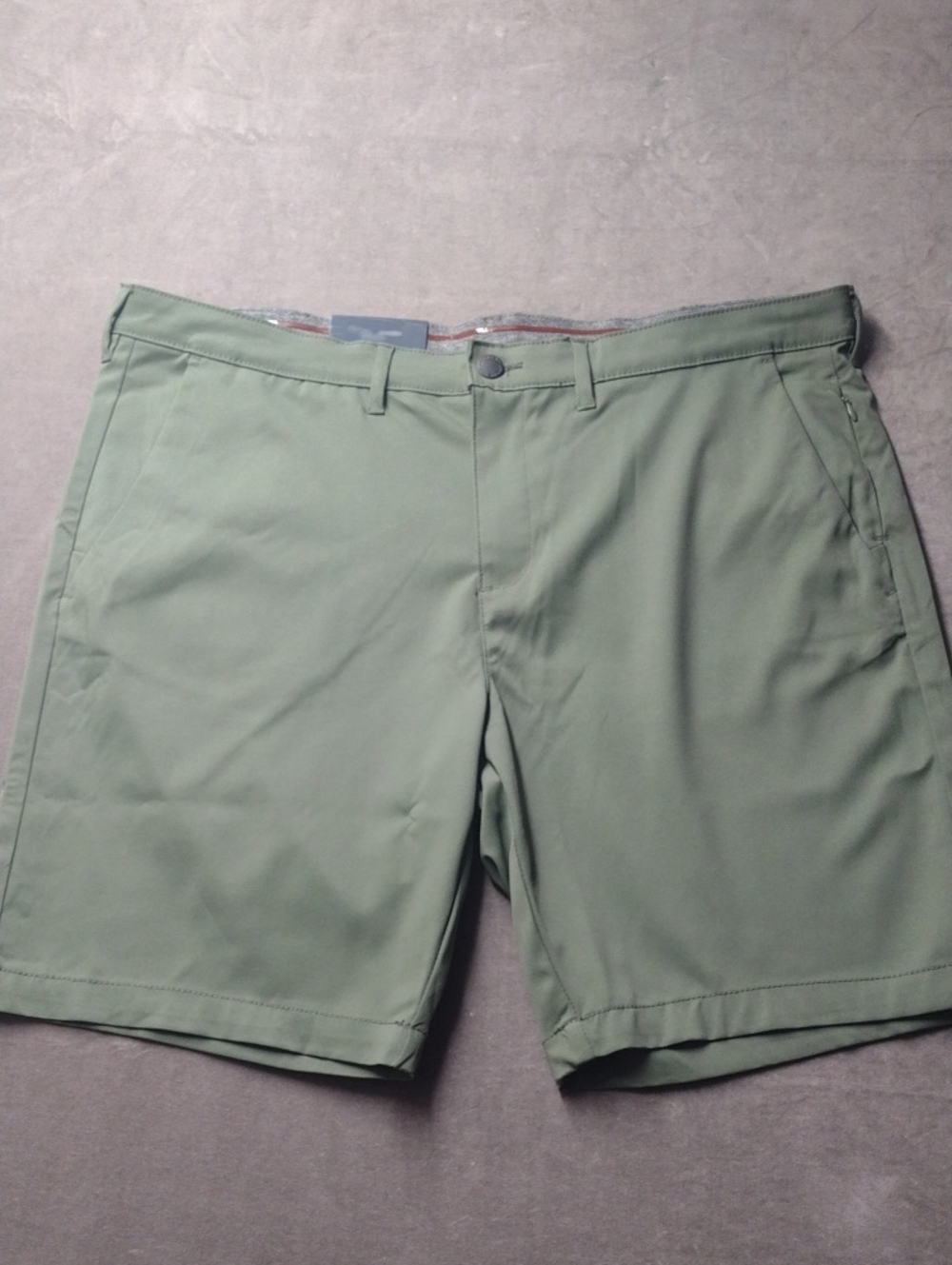 Jachs Of New York Mens 40/9 Inseam Olive Green Flat-Front Performance Shorts
